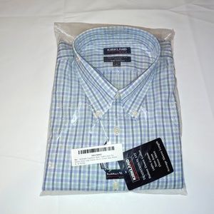 Kirkland Signature Traditional Fit Dress Shirt